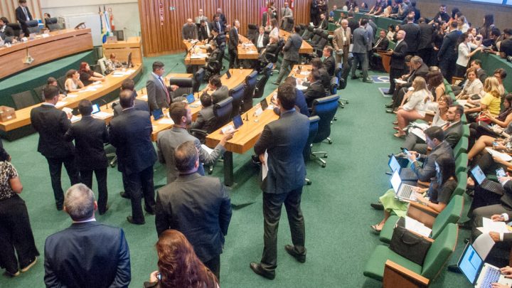 CLDF aprova projeto que amplia atividades econômicas no SIG