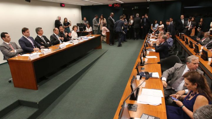CMO conclui análise de propostas sobre Orçamento Impositivo