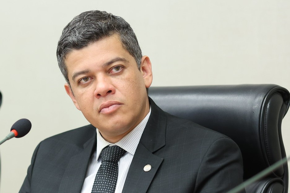 Ficha suja para quem maltratar animais