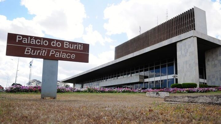 Mais de 4,6 mil nomeações nos últimos quatro meses reforçam Saúde, Educação e outras áreas de governo