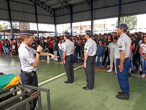 Escolas cívico-militares do DF estão entre as melhores do Brasil