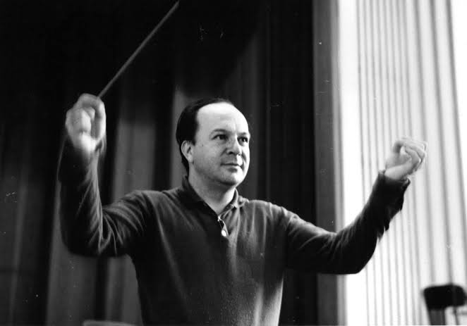 Secretário de Cultura do DF anuncia memorial a Cláudio Santoro na reforma da Martins Pena