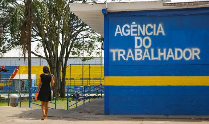 Agências do trabalhador oferecem diversas oportunidades de empregos nesta segunda-feira (26)