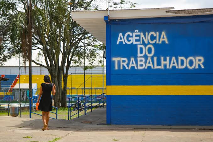 Agências do trabalhador oferecem diversas oportunidades de empregos nesta segunda-feira (26)