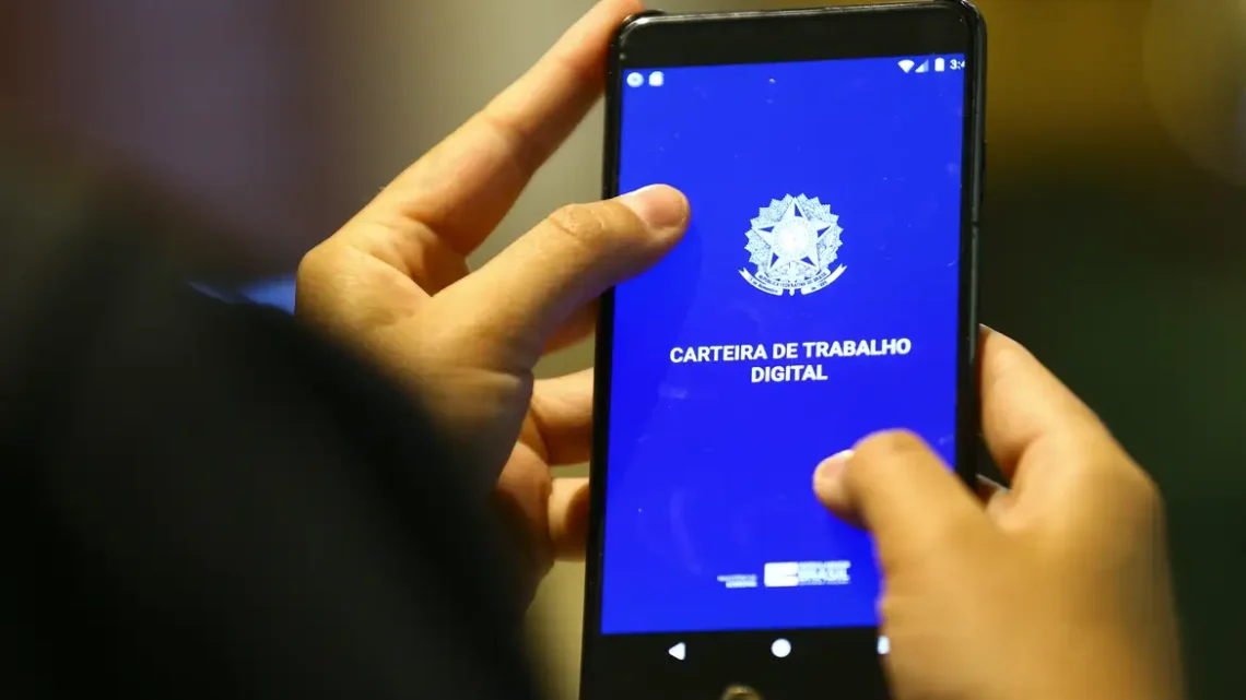 Agências do trabalhador disponibilizam mais de mil vagas de emprego nesta quinta (19)