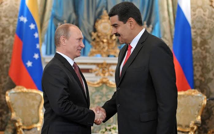 Ditadores unidos: Rússia exige que EUA devolva avião “comprado ilegalmente” por Nicolás Maduro