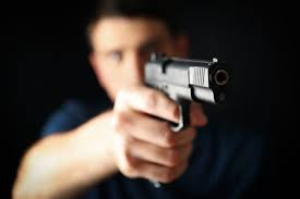 Projeto inclui no código penal a legítima defesa em casos de invasão de domicílio