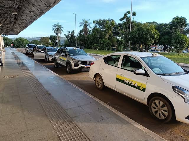 Táxis do Distrito Federal poderão rodar até completar dez anos de uso