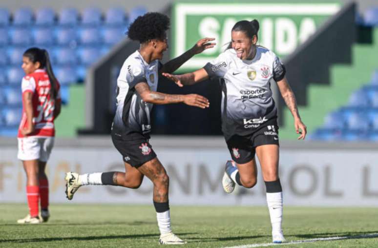 Copa Libertadores de futebol feminino: Corinthians é penta