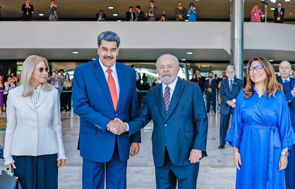 Enquanto a ONU conclui que Maduro cometeu crimes contra a humanidade na eleição, o PT assina documento que reconhece a vitória do ditador venezuelano.