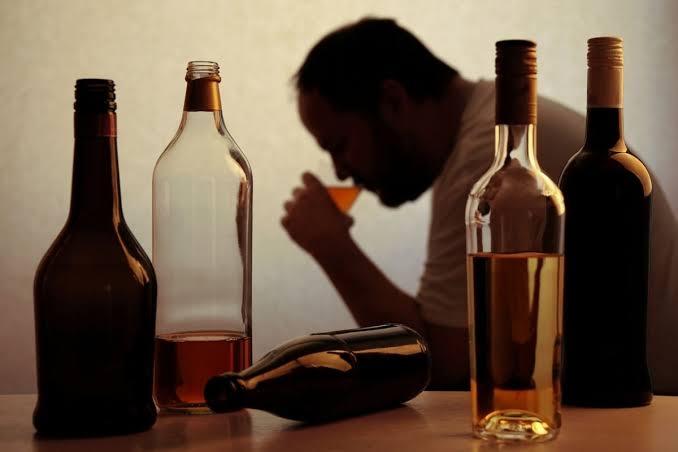Liberação da venda de bebidas alcoólicas no “Eixão do Lazer”: por que GDF e Câmara Legislativa?