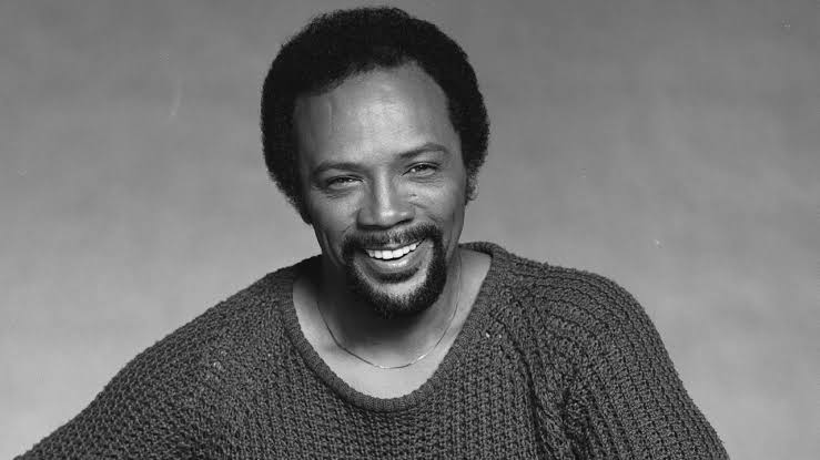 Morre a lenda e midas Quincy Jones