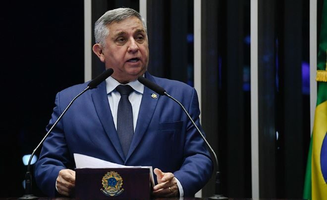 Izalci cobra anistia aos presos do 8 de janeiro