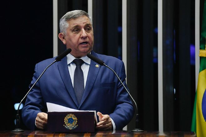 Izalci cobra anistia aos presos do 8 de janeiro