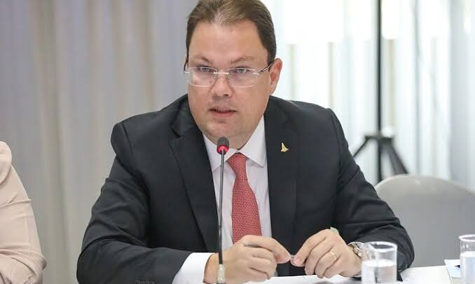 Quem quer sair vitorioso das urnas no DF em 2026 não pode marcar “gol contra”