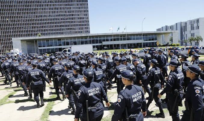 GDF encaminha reajuste das forças de segurança para o governo federal