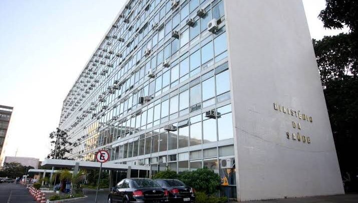 Ministério da Saúde precisa de gestão e não de extremistas com atuação ideológica