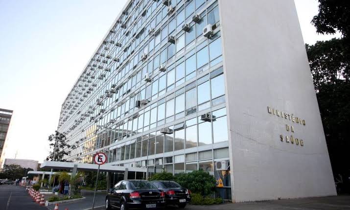 Ministério da Saúde precisa de gestão e não de extremistas com atuação ideológica