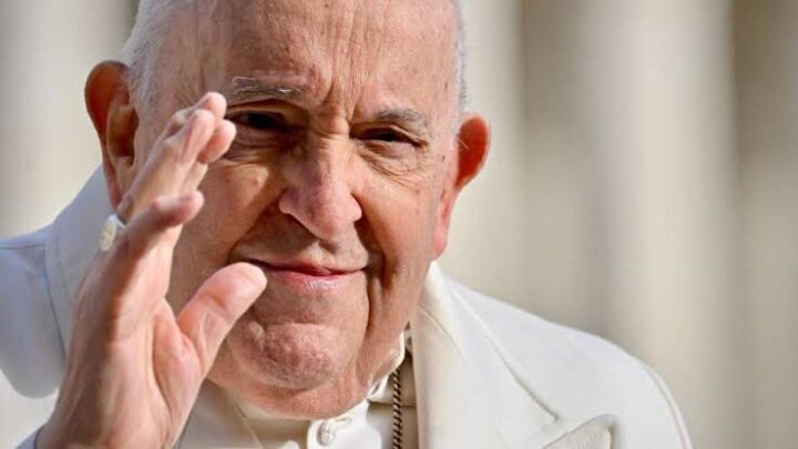 Segundo Vaticano, papa Francisco teve noite tranquila