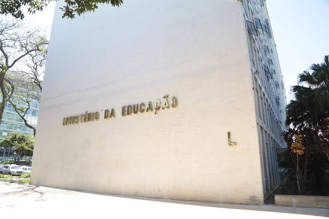Após dois meses de atraso, MEC diz que vai divulgar Censo Escolar 
