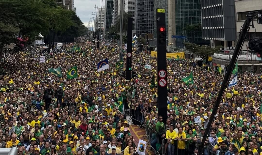 Ato de Bolsonaro em São Paulo foi maior que o do Rio de Janeiro e mostrou mais força política