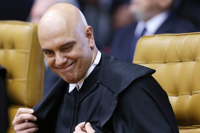Ministro Alexandre de Moraes quer ser o “árbitro da verdade” e escolher o próximo presidente do Brasil?