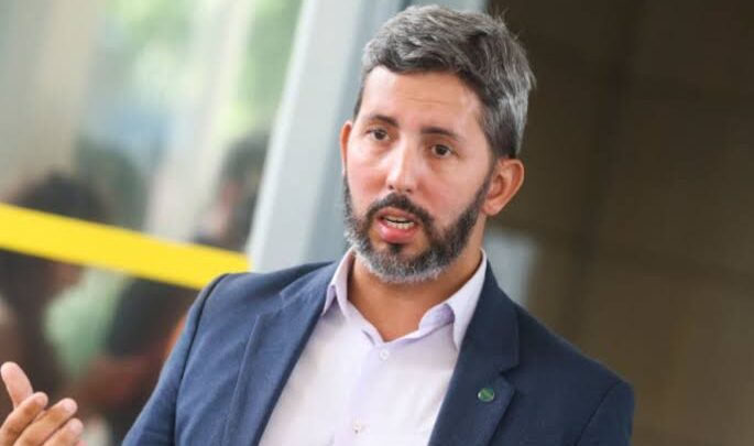 Leandro Grass tenta censurar o portal DF Mobilidade, mas Justiça rejeita