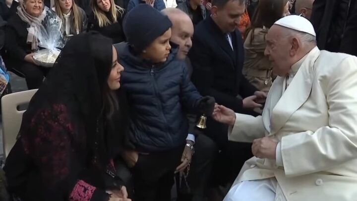 Brasília, 65 anos: com a morte do Papa Francisco, como vai seguir a programação do aniversário da cidade?