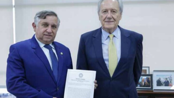 PEC do Fundo: em busca de apoio, Izalci se encontra com Ricardo Lewandowski