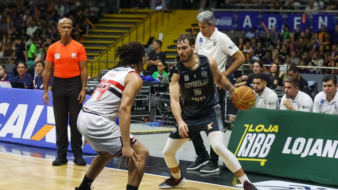 NBB 2024/2025: Brasília Basquete vence São Paulo e garante sobrevida nos playoffs