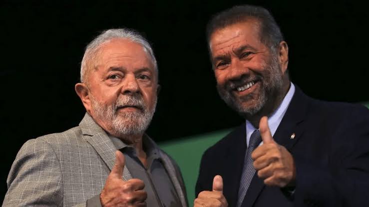 Fraude no INSS: Carlos Lupi entrega o cargo. Agora, é hora da varredura nos sindicatos